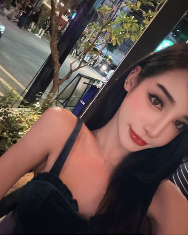 Bewty27 - Crossdresser