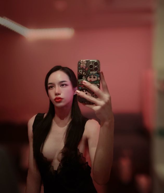 Kara001 - Transsexual (Pre-op)