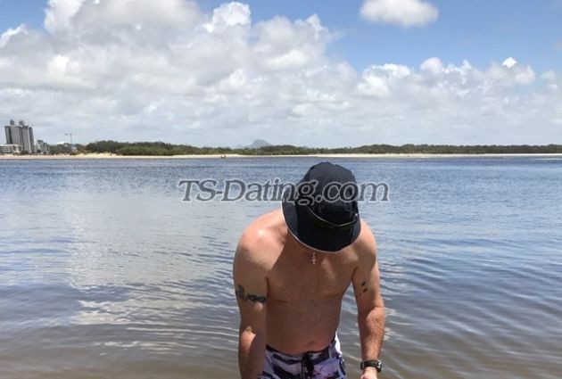 Ozzroo11 - Male