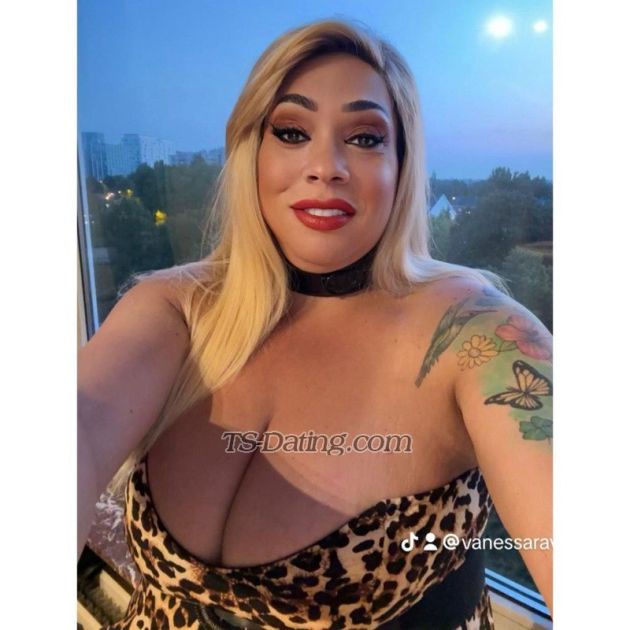 12jessica100 - Transsexual (Pre-op)
