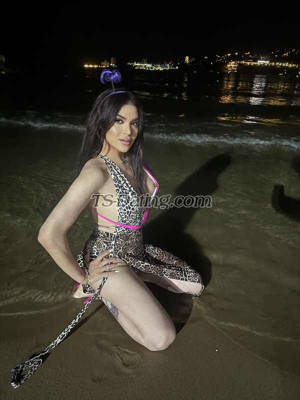 Aamar - Transsexual (Pre-op)