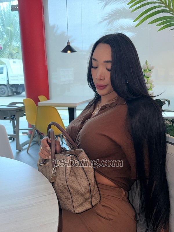 Alexandra3443 - Transsexual (Pre-op)