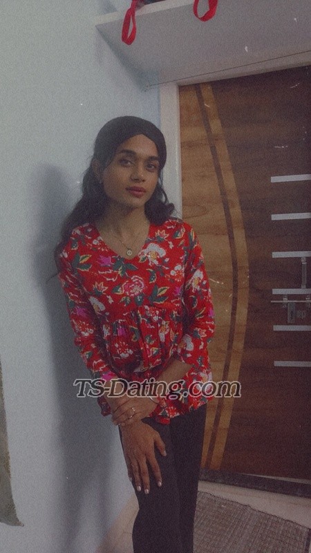 Ananya pandey - Transsexual (Pre-op)