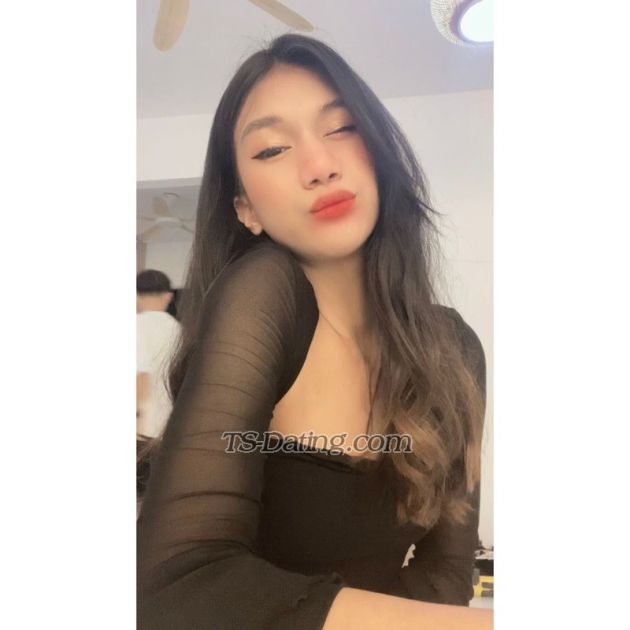 Aqisya - Transsexual (Pre-op)