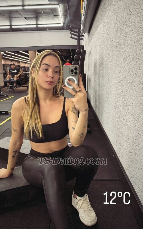 Arianyhanabts - Transsexual (Pre-op)