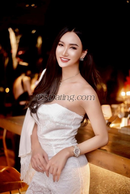 BB Model - Transsexual (Pre-op)