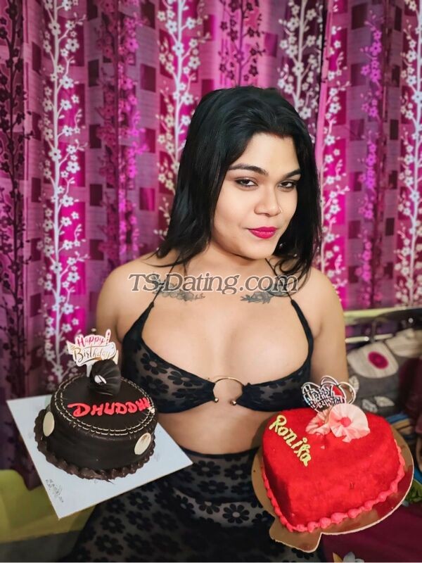 BUSTY NANCY - Transsexual (Pre-op)