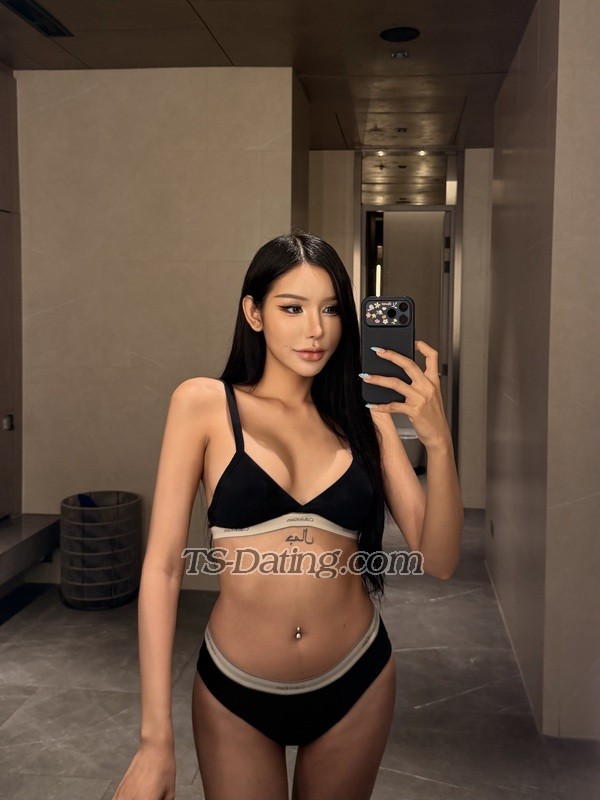 Beautylilly - Transsexual (Pre-op)