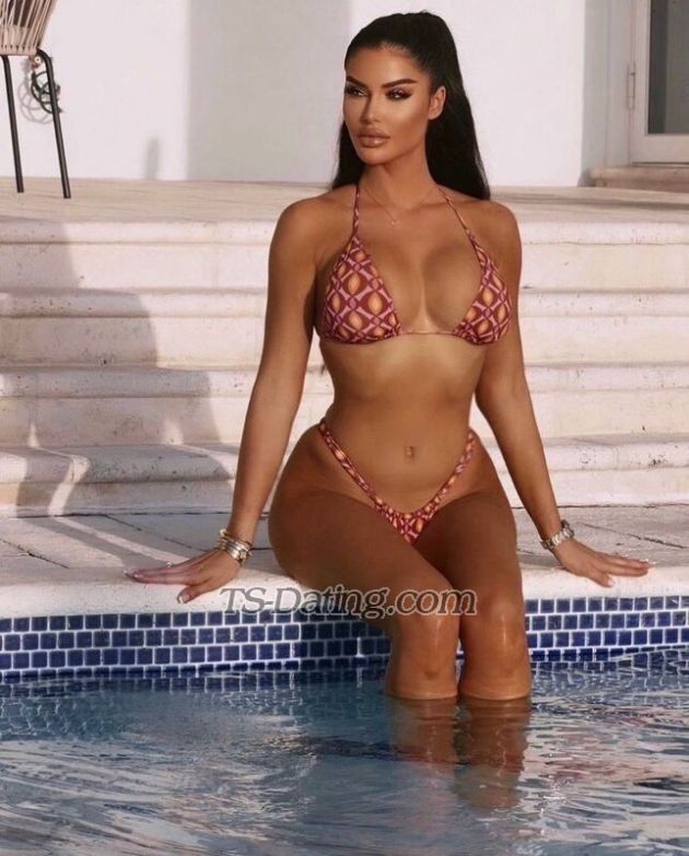 Bellatiara22 - Transsexual (Pre-op)