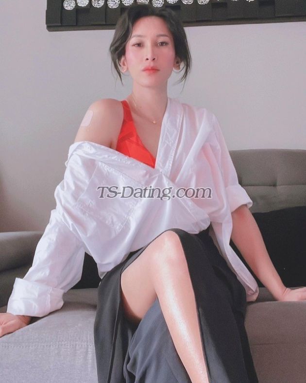 Cleopatra TS - Transsexual (Pre-op)