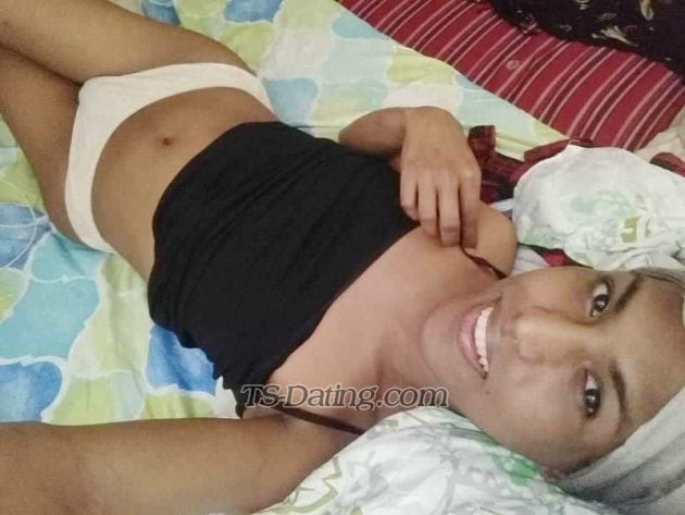 DarkCaramel - Transsexual (Pre-op)