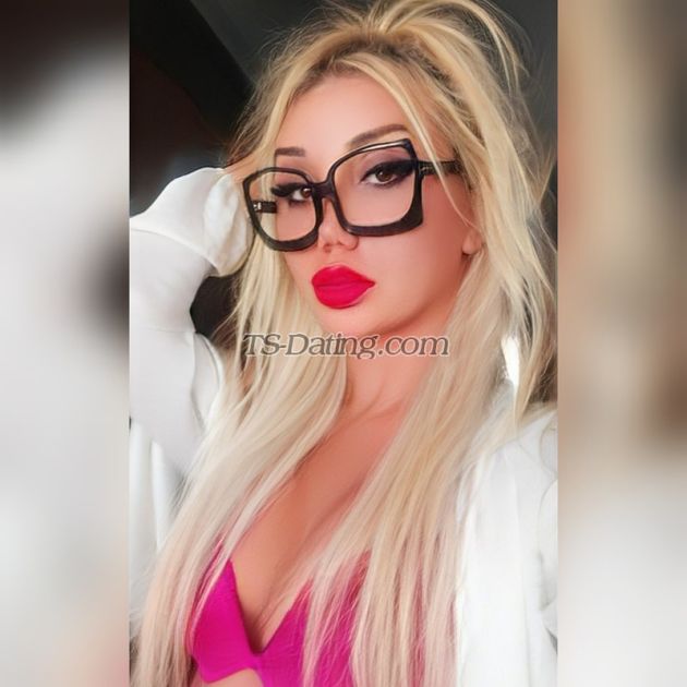 Ece soykan - Crossdresser