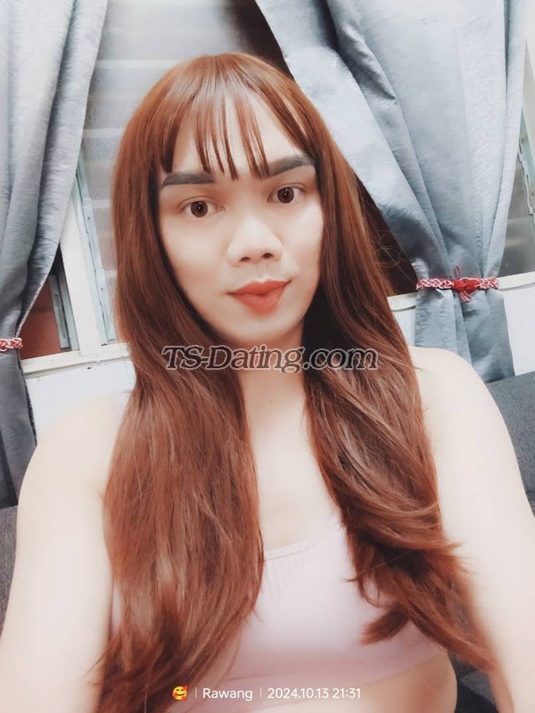 Edora - Transsexual (Pre-op)