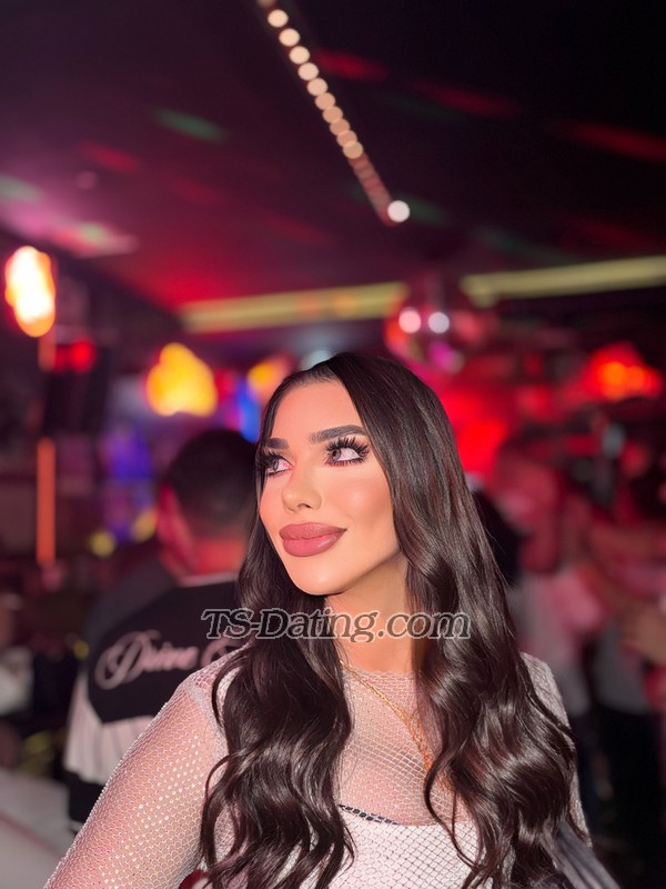 Ellaa99 - Transsexual (Pre-op)