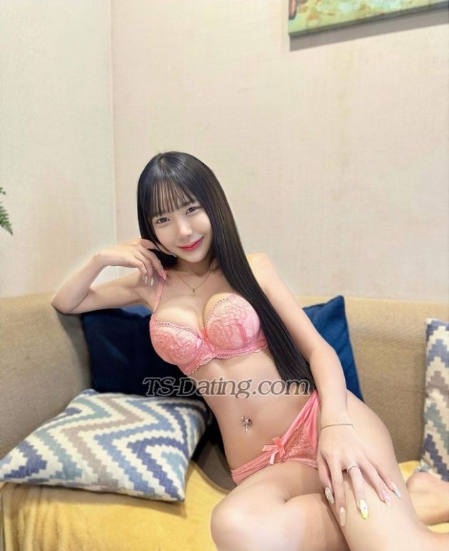 Farisa15 - Transsexual (Pre-op)