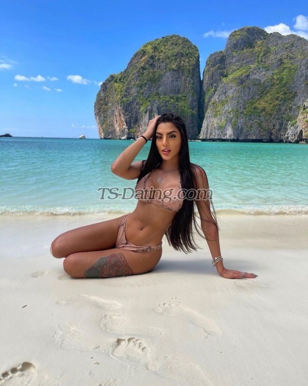 Fezinha - Transsexual (Pre-op)