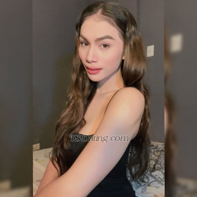 HotKeeshXX - Transsexual (Post-op)