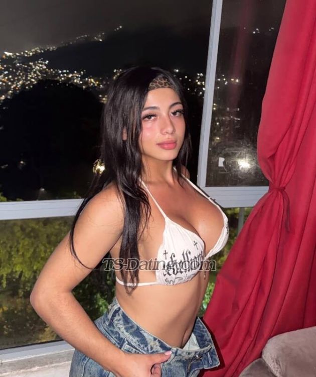 IISABELL PINK - Transsexual (Pre-op)