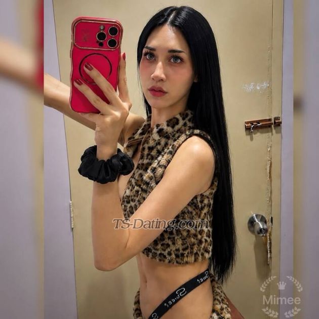 Jade3243 - Transsexual (Pre-op)