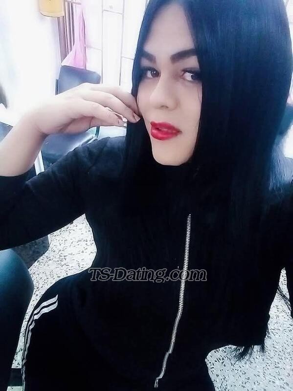 Kata Lobato - Transsexual (Pre-op)