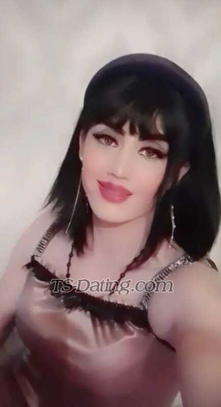 Komilla - Transsexual (Pre-op)