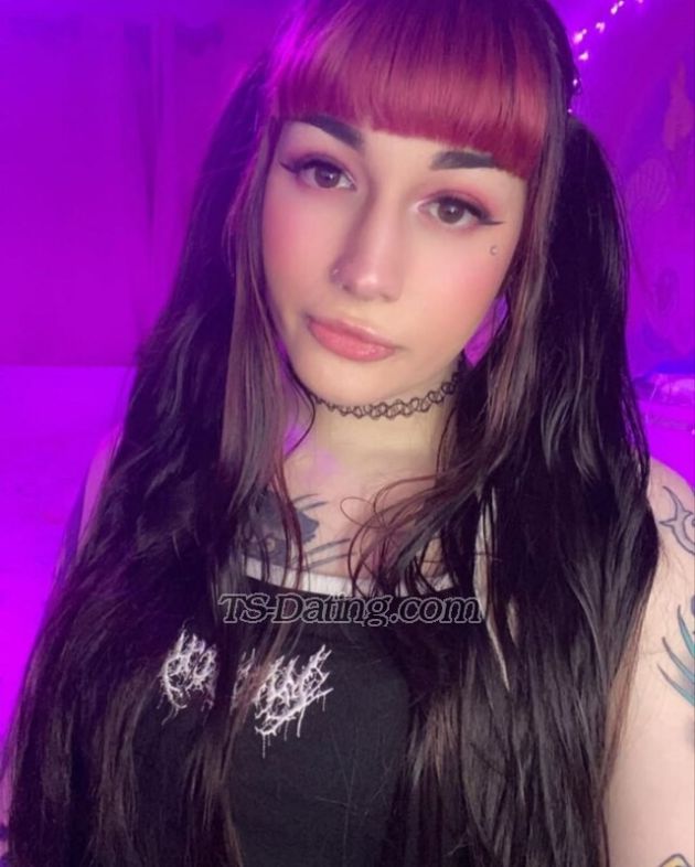 LerkaNersa - Transsexual (Pre-op)