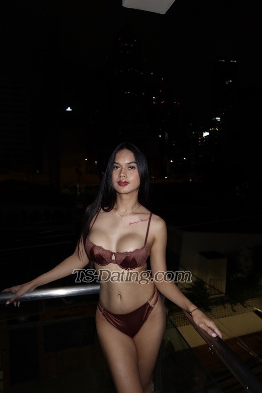 Lilieyen - Transsexual (Pre-op)