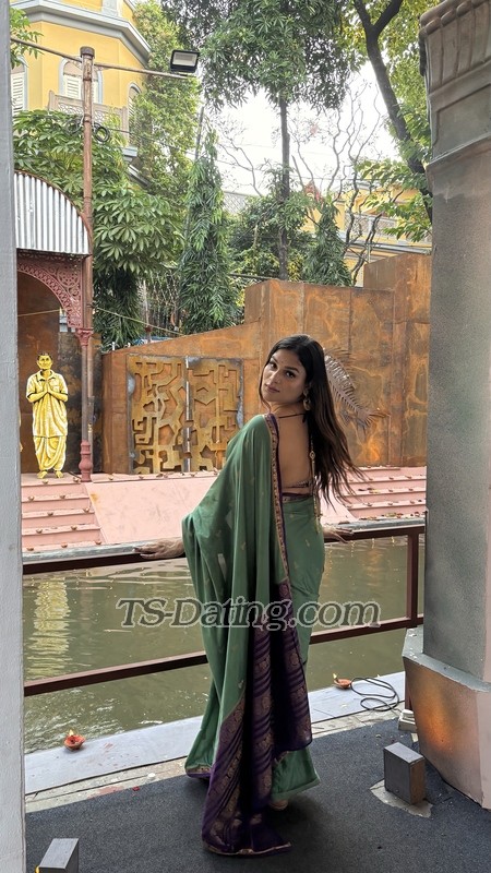 Mahek das - Transsexual (Pre-op)