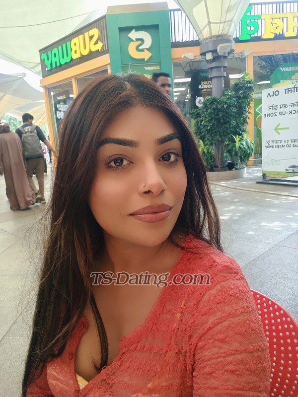 Mahika - Transsexual (Pre-op)
