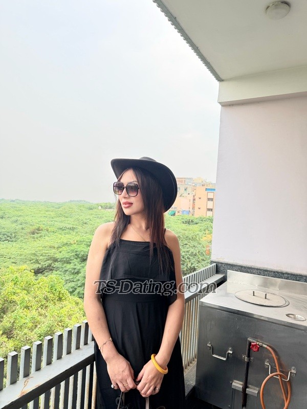 Malini nikita - Transsexual (Pre-op)