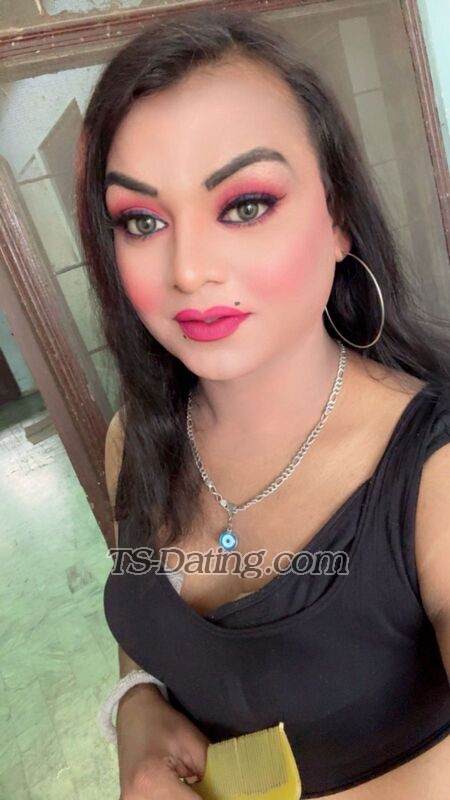 Manvi00 - Crossdresser