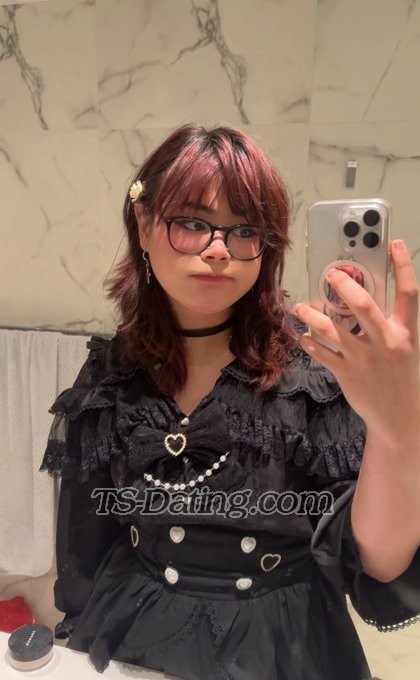 Mathilde2 - Transsexual (Pre-op)