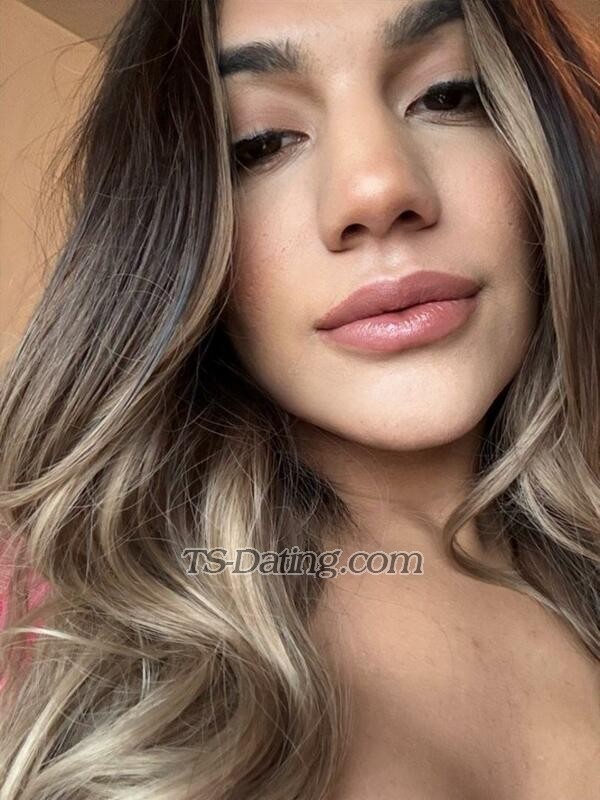 Megan Uzk - Transsexual (Pre-op)
