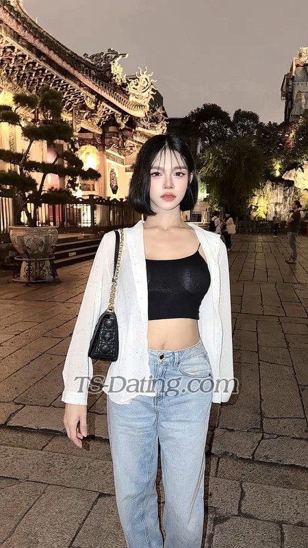 Minicoco21 - Transsexual (Pre-op)