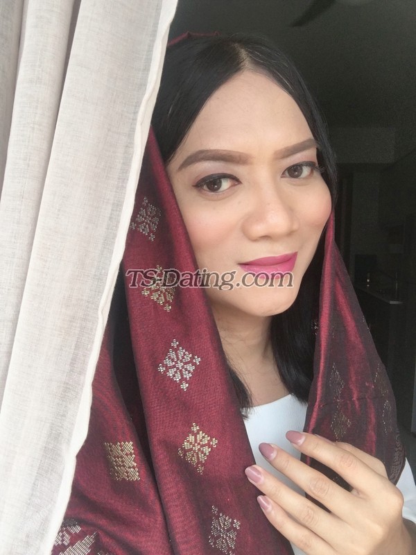 Nadeya - Transsexual (Pre-op)