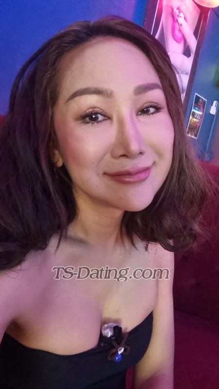 NakeeraTSTH - Transsexual (Pre-op)