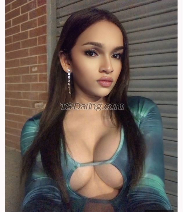 Natasha LB - Transsexual (Pre-op)