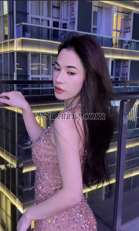 PRETTY AYUMI - Transsexual (Pre-op)
