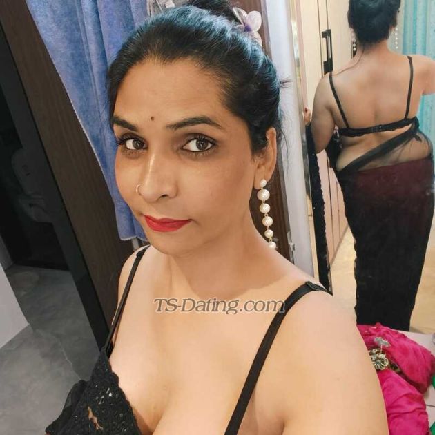 Priya XXXL - Transsexual (Pre-op)
