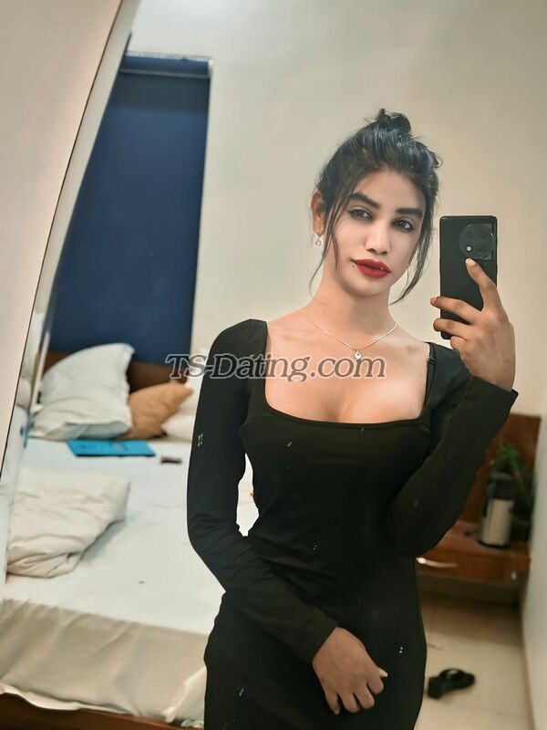 Queen Saleena - Transsexual (Post-op)