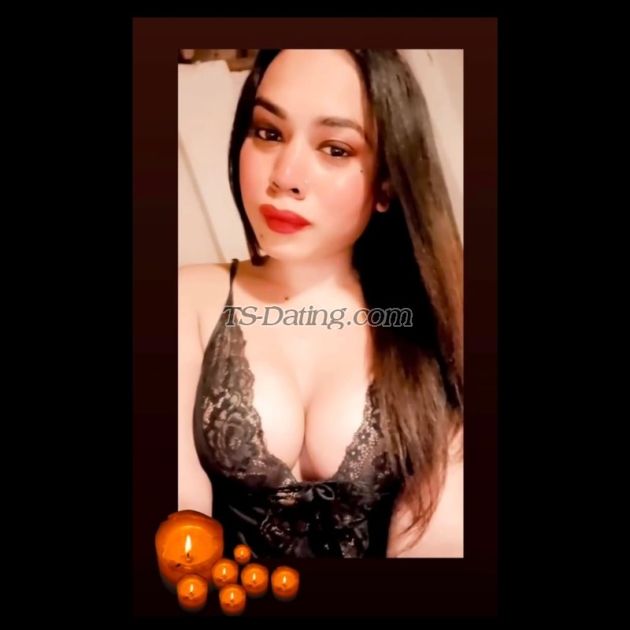 Queen of Bed - Transsexual (Pre-op)