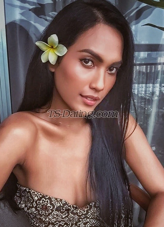 Quratu - Transsexual (Pre-op)