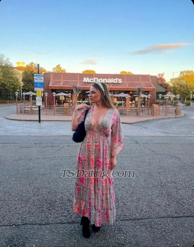 Raissa Marque - Transsexual (Pre-op)