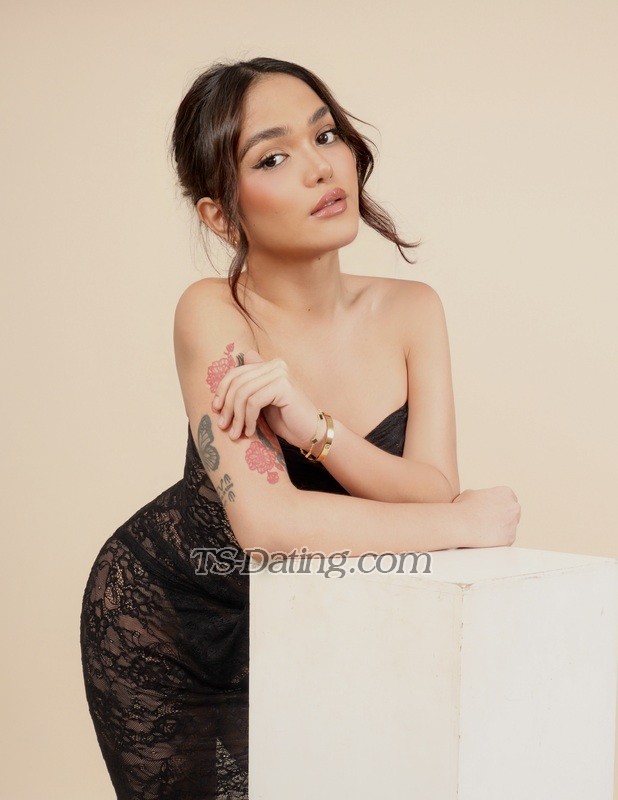 Rebeccaxxx - Transsexual (Pre-op)