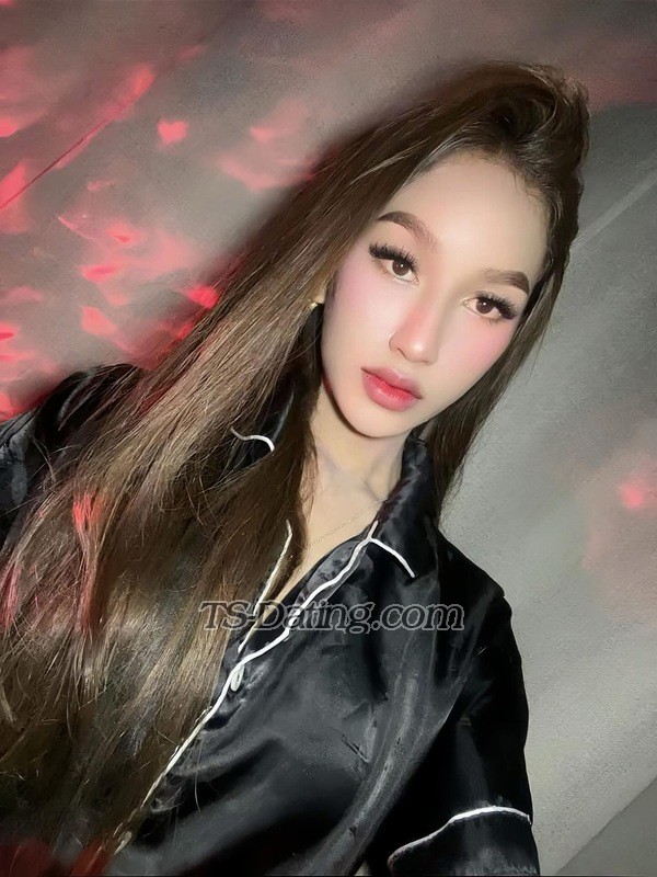 Rhea21 - Transsexual (Pre-op)