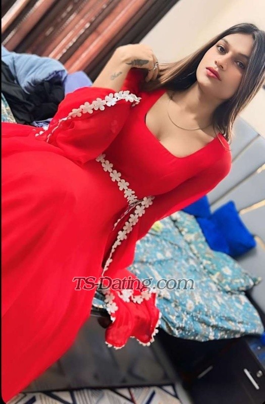 Shobi queen - Transsexual (Pre-op)