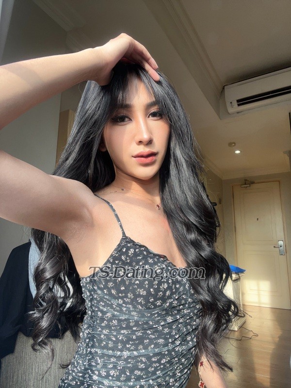 Stepanilauraa - Transsexual (Pre-op)