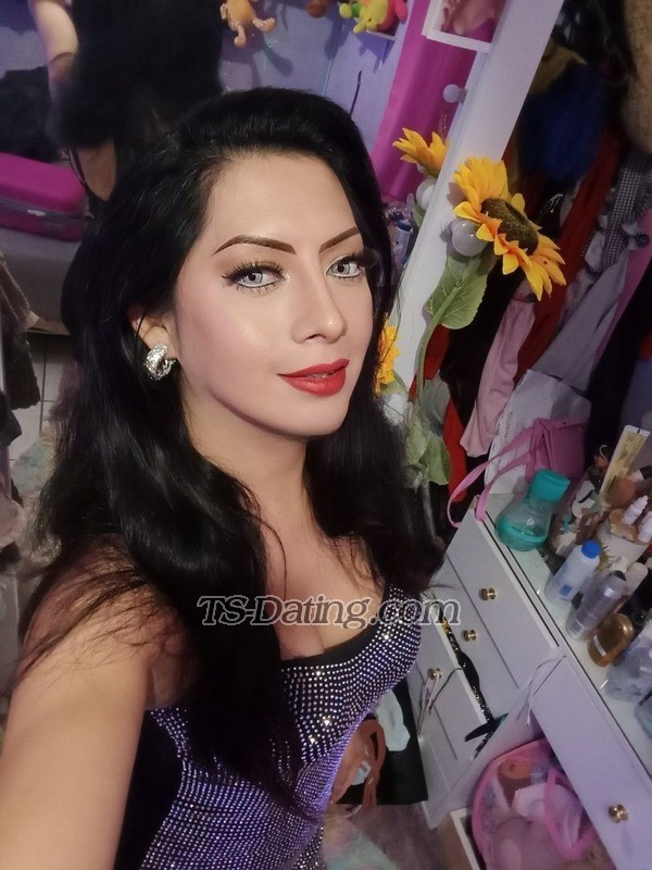 TS Aisha - Transsexual (Pre-op)