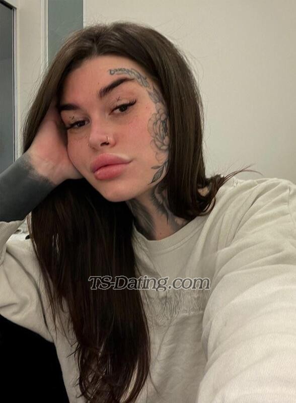 TS HunterX - Transsexual (Pre-op)