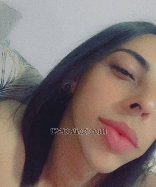 TS  Ithalia - Transsexual (Pre-op)